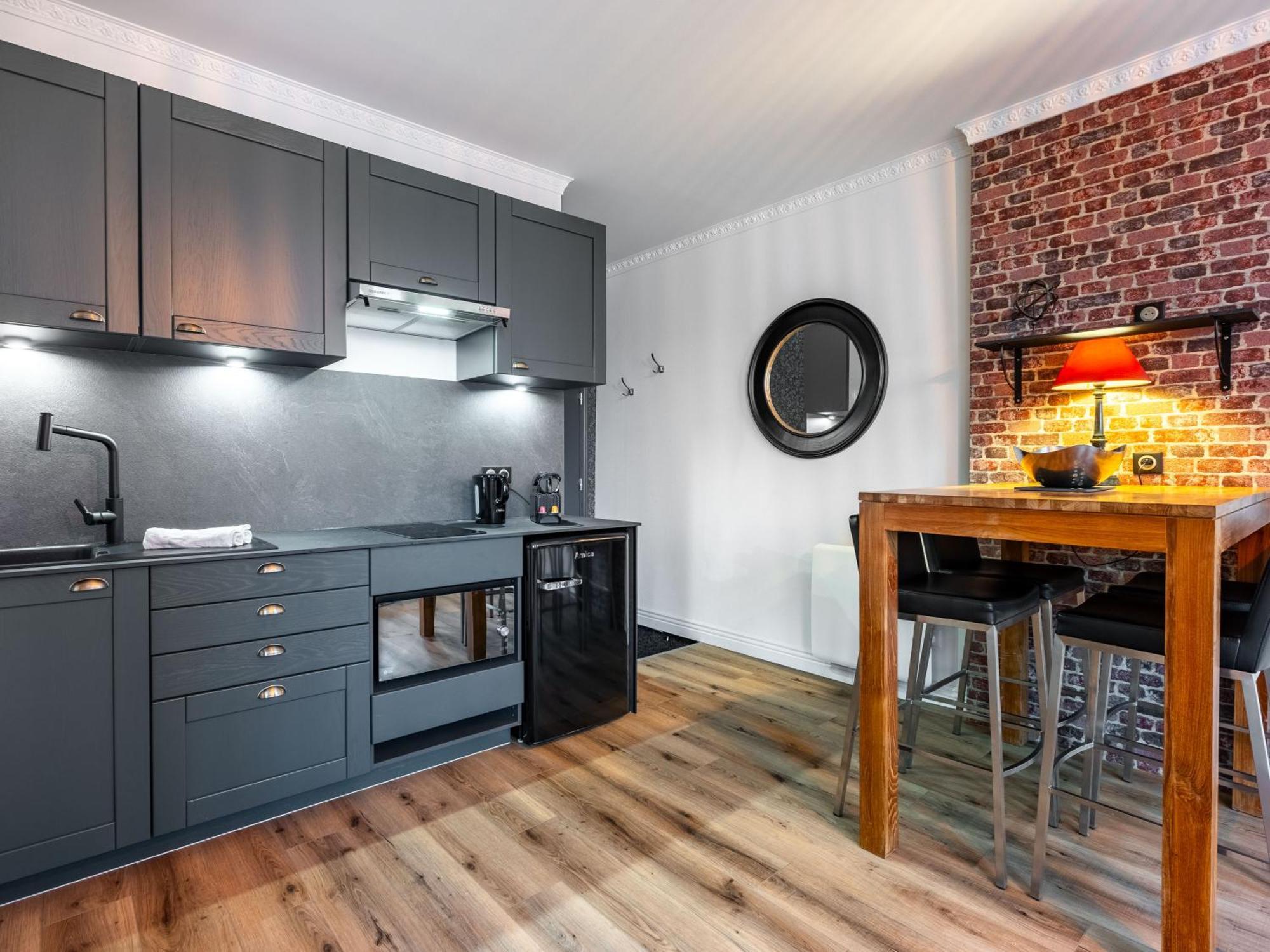 Le Relais Ducal - Appartements D'Hotes Vieille Ville Nancy Exterior foto
